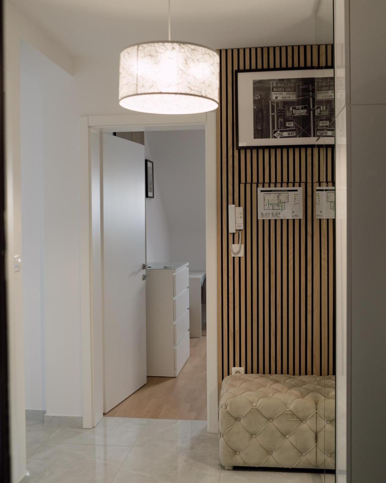 Apartman “Manhattan” Križevci Exteriör bild
