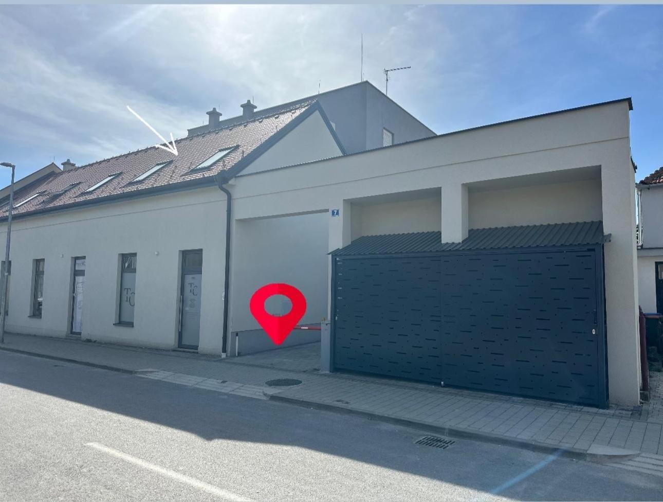 Apartman “Manhattan” Križevci Exteriör bild